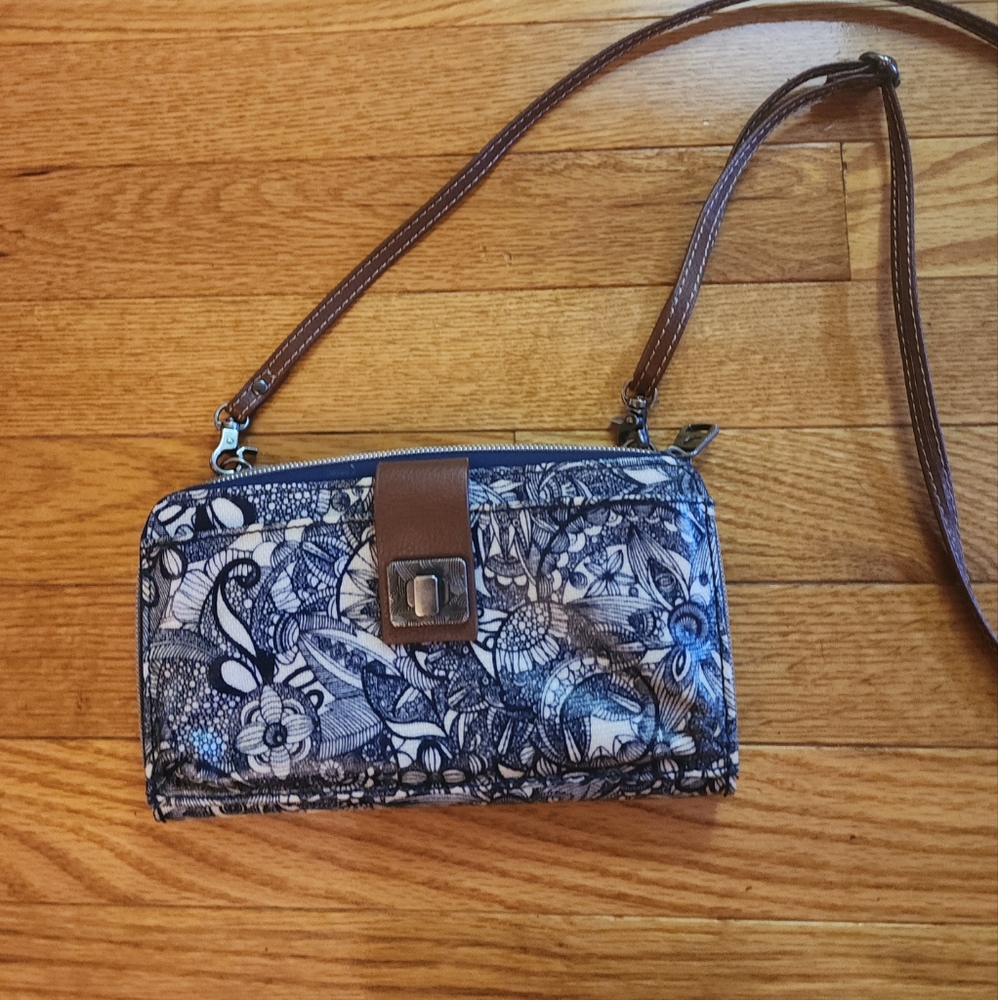 Sakroots Crossbody Wallet/Wristlet